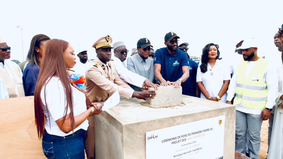 Cérémonie de pose de première pierre du programme des 400 logements HLM 1 Bambilor 